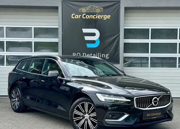 samochody osobowe Volvo V60 cena 99900 przebieg: 159550, rok produkcji 2018 z Człuchów